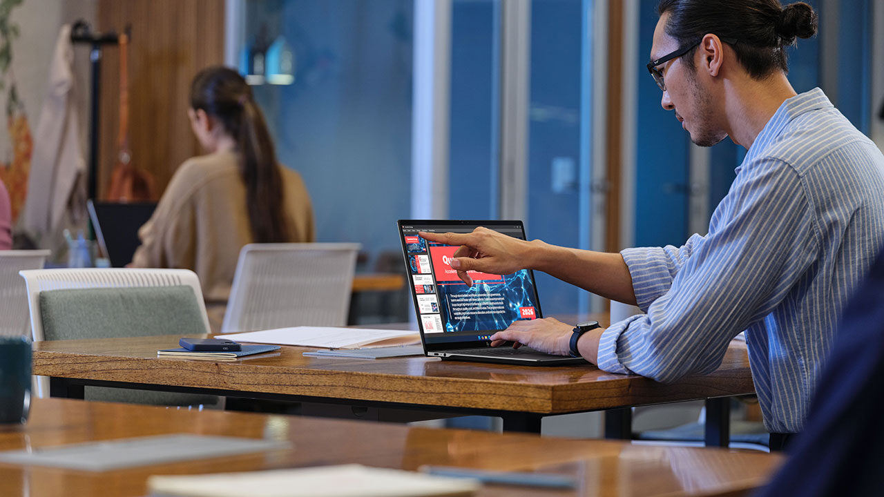 CES 2026: HP Refreshes Its PC Lineup With Snapdragon Power and Serious AI Ambitions