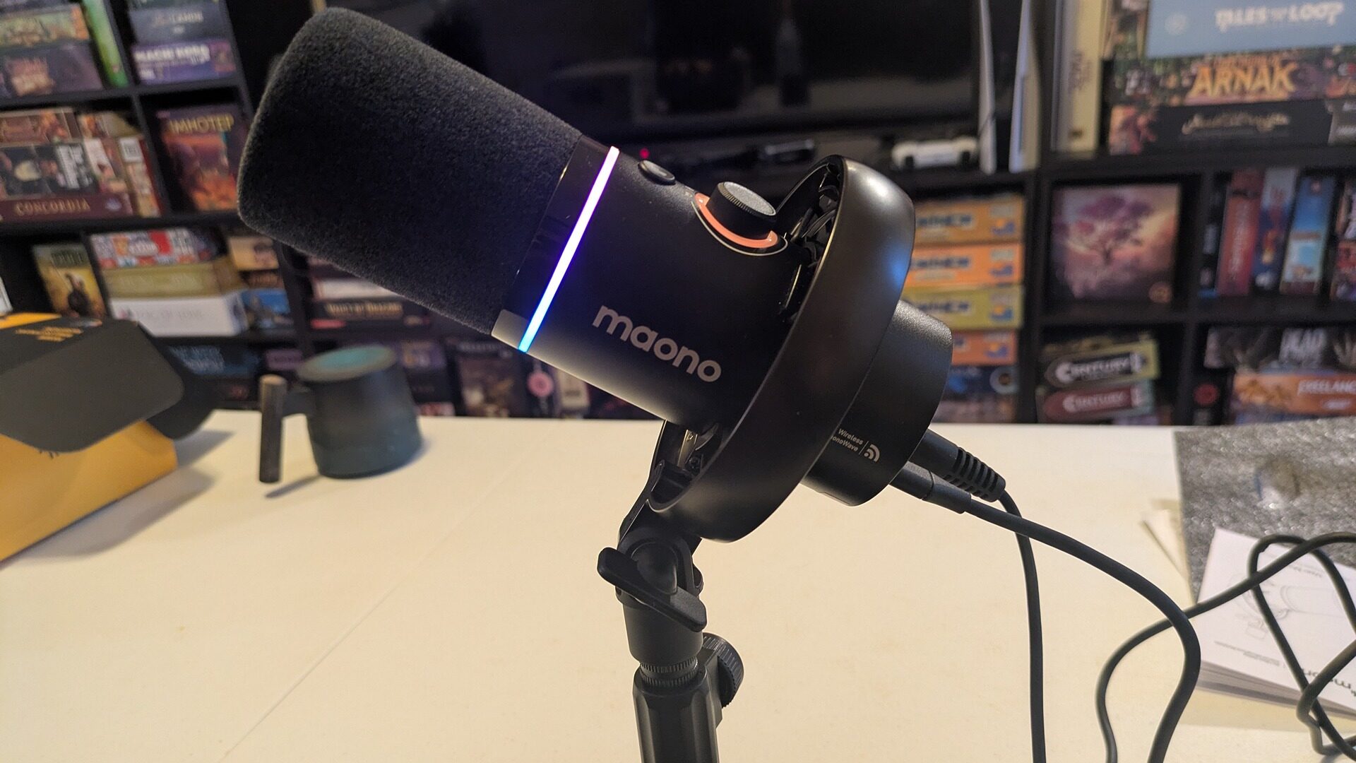 Maono Pd200W Hybrid Microphone Review