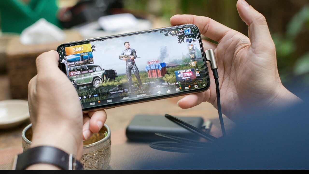 The Hardware Evolution Behind Pocket Gaming The Hardware Evolution Behind Pocket Gaming