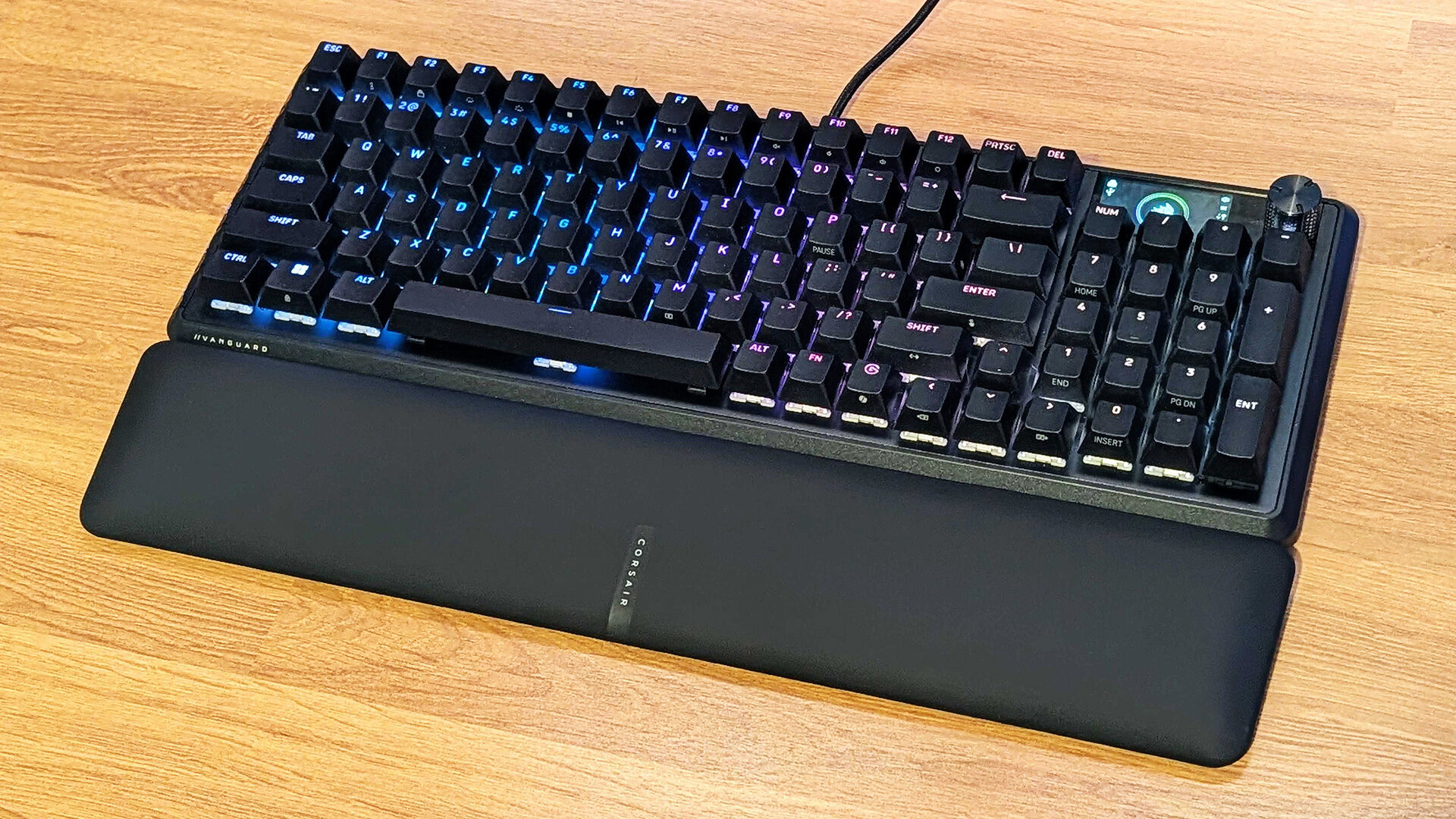 Vanguard Pro 96 Gaming Keyboard Review