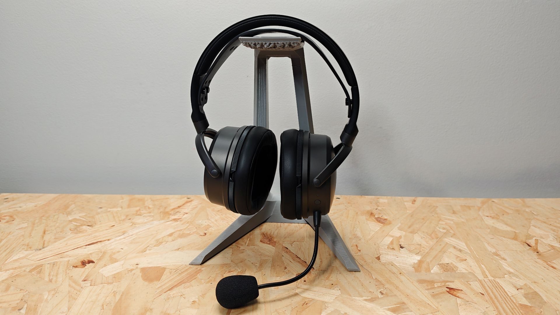 Audeze Maxwell 2 Wireless Gaming Headset Review