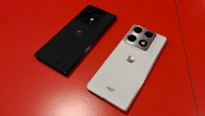 CES 2026: The Rumours Were True—motorola Announces a New Book-Style Foldable