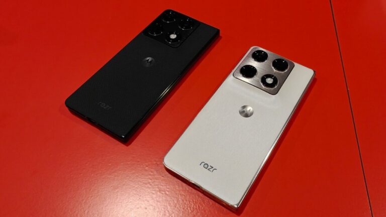 CES 2026: The Rumours Were True—motorola Announces a New Book-Style Foldable