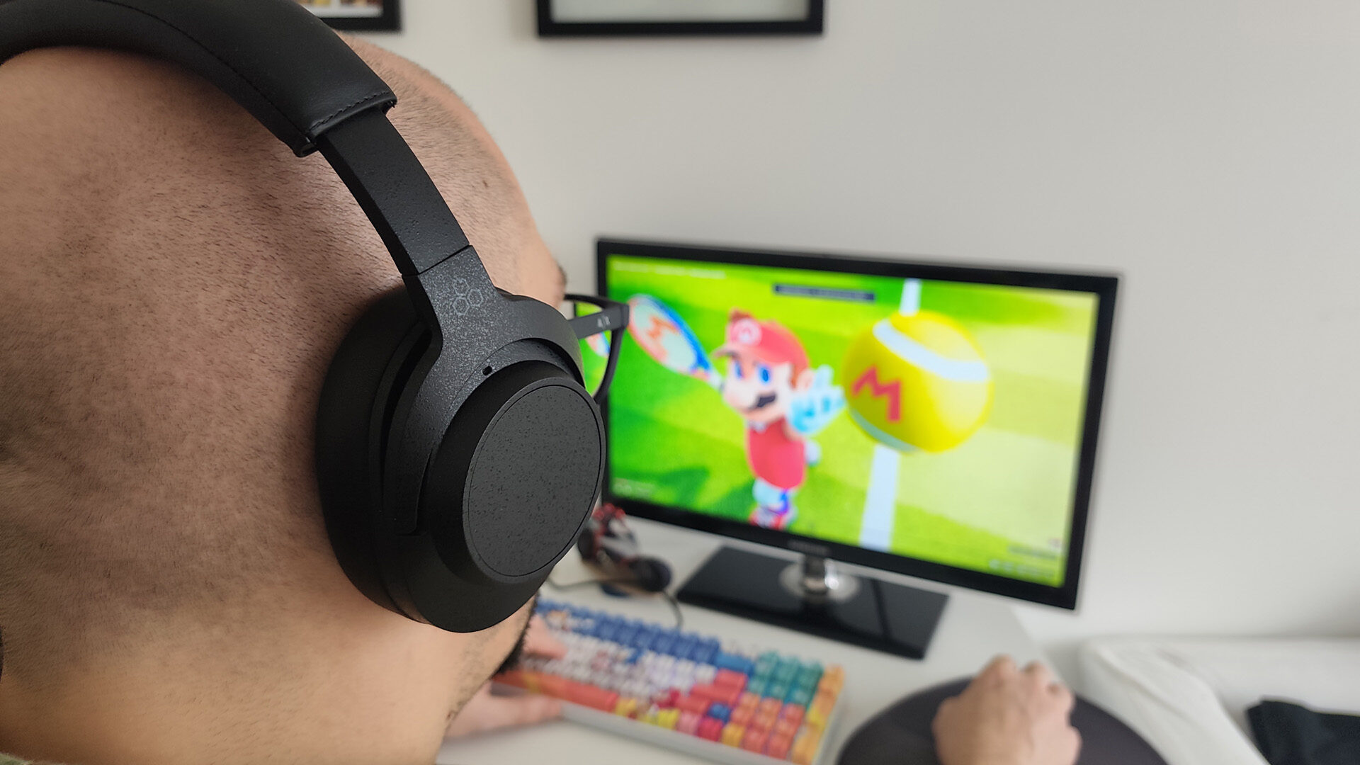 Final Ux5000 Wireless Headphones Review