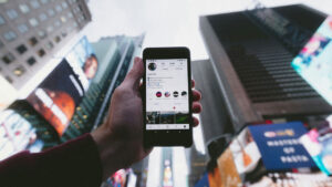 How People Download Instagram Stories on Different Devices