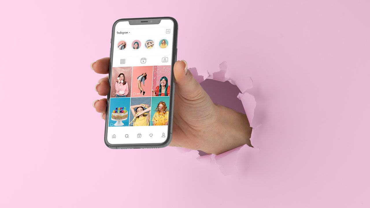 How People Download Instagram Stories on Different Devices