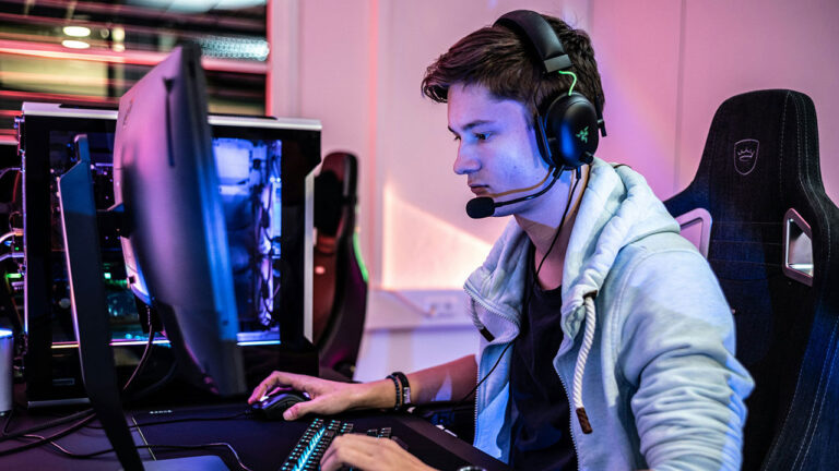 How Gaming Services Are Shaping Digital Media Habits Today