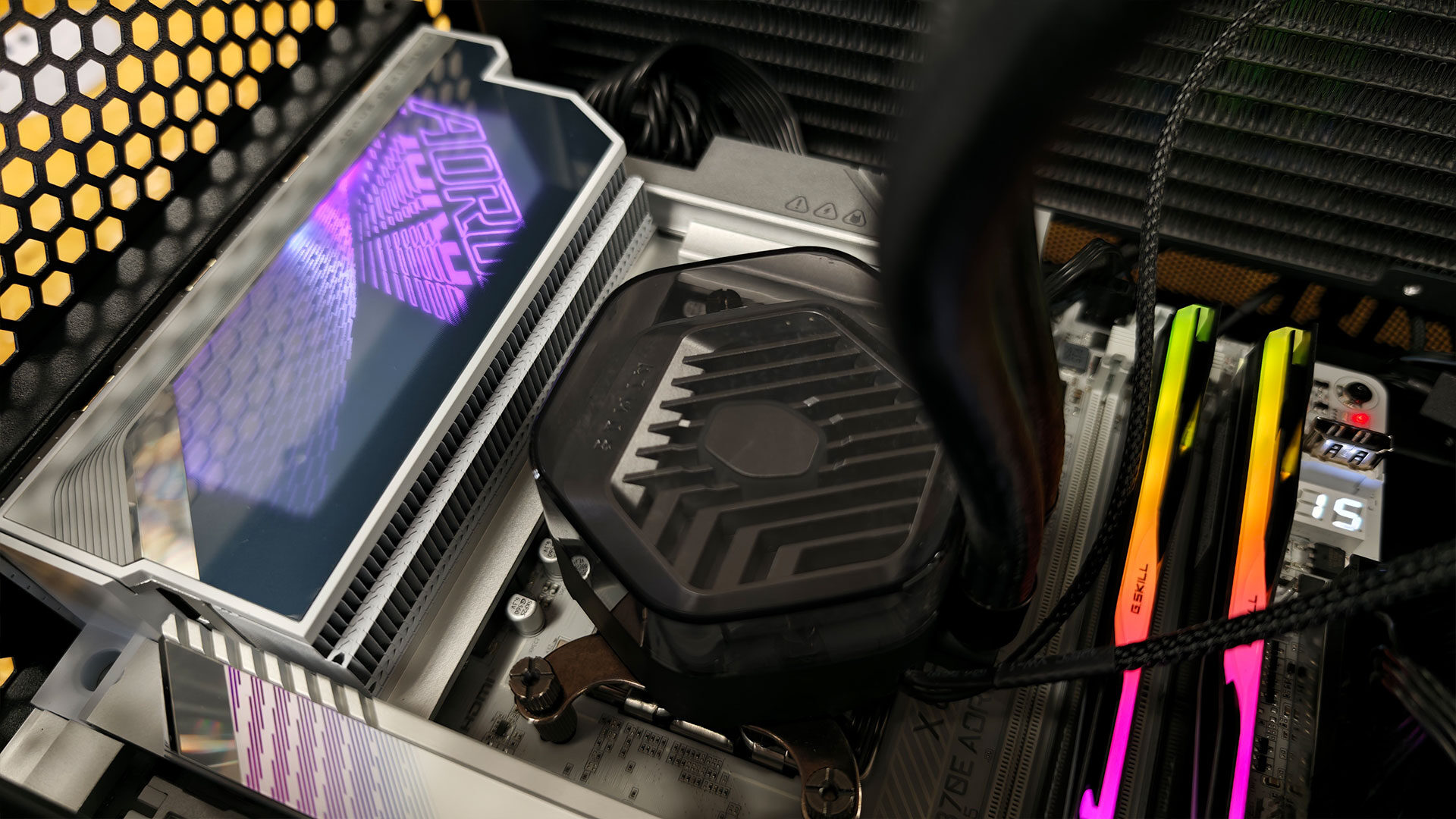 GIGABYTE X870E AORUS MASTER X3D ICE Motherboard Review Gigabyte X870E AORUS MASTER X3D ICE Motherboard Review