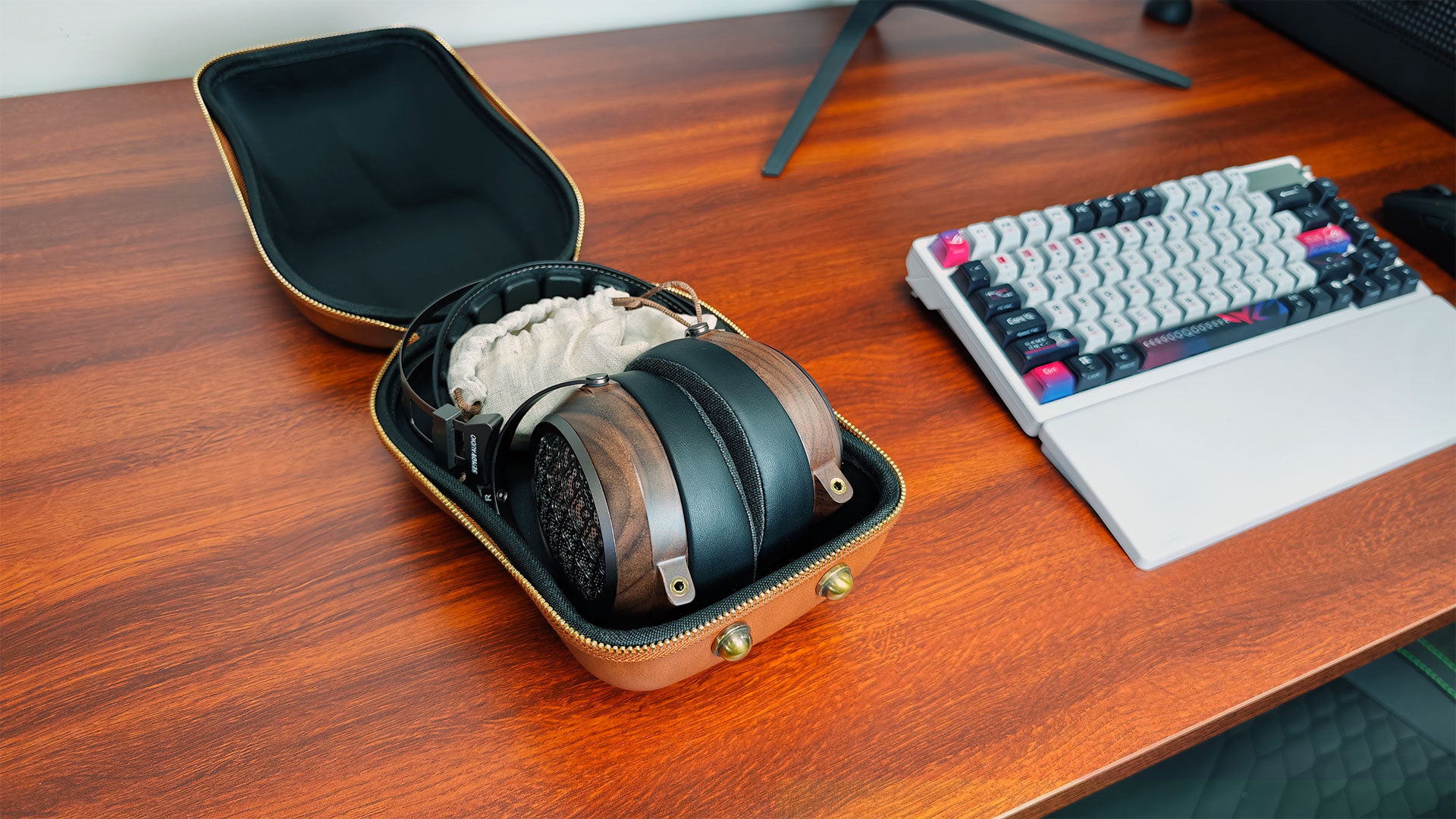 Sendy Audio Egret Headphone Review