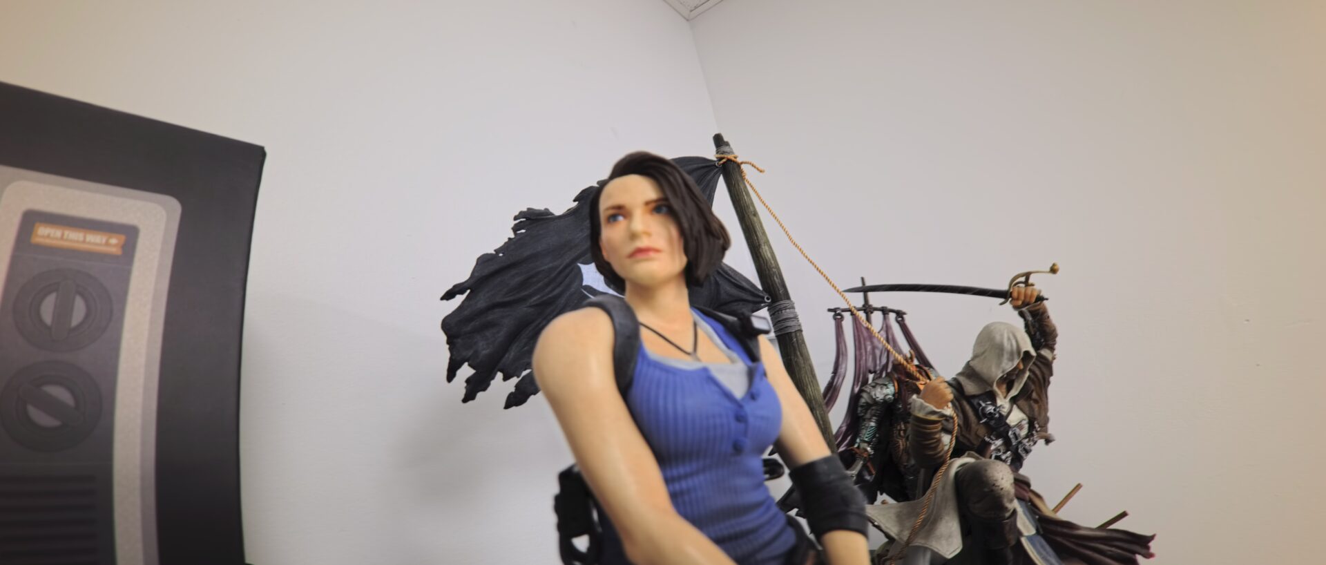 Travelling Light, Shooting Big: Testing Insta360’s New Ace Pro 2 Camera Lenses