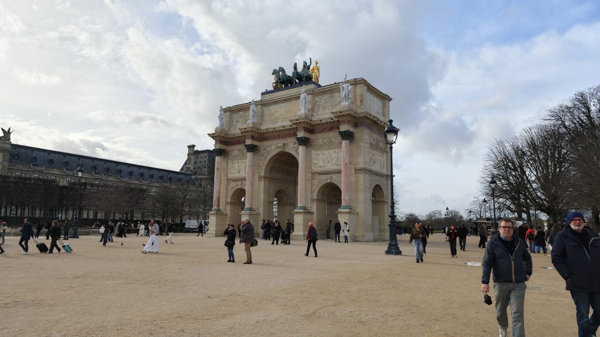 Xiaomi 17 Ultra Smartphone Review