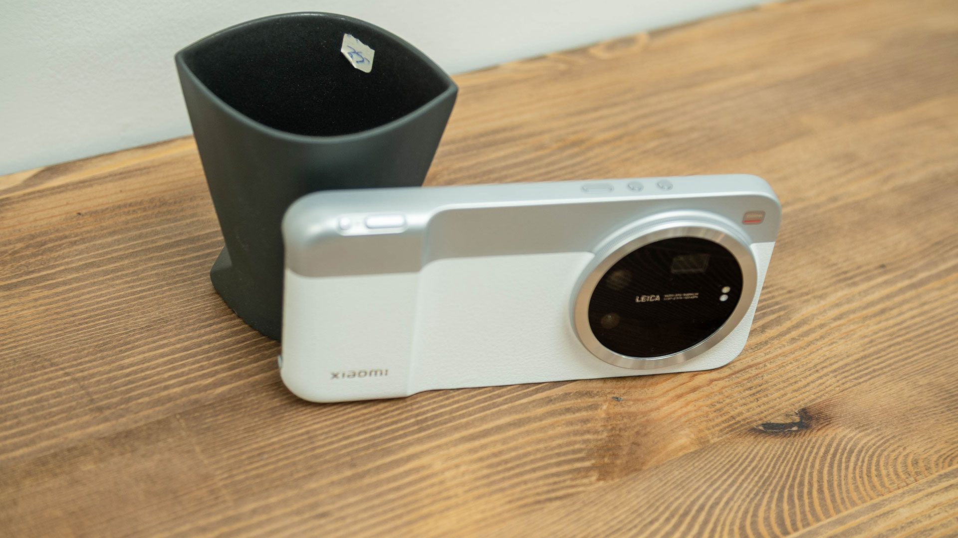 Xiaomi 17 Ultra Smartphone Review