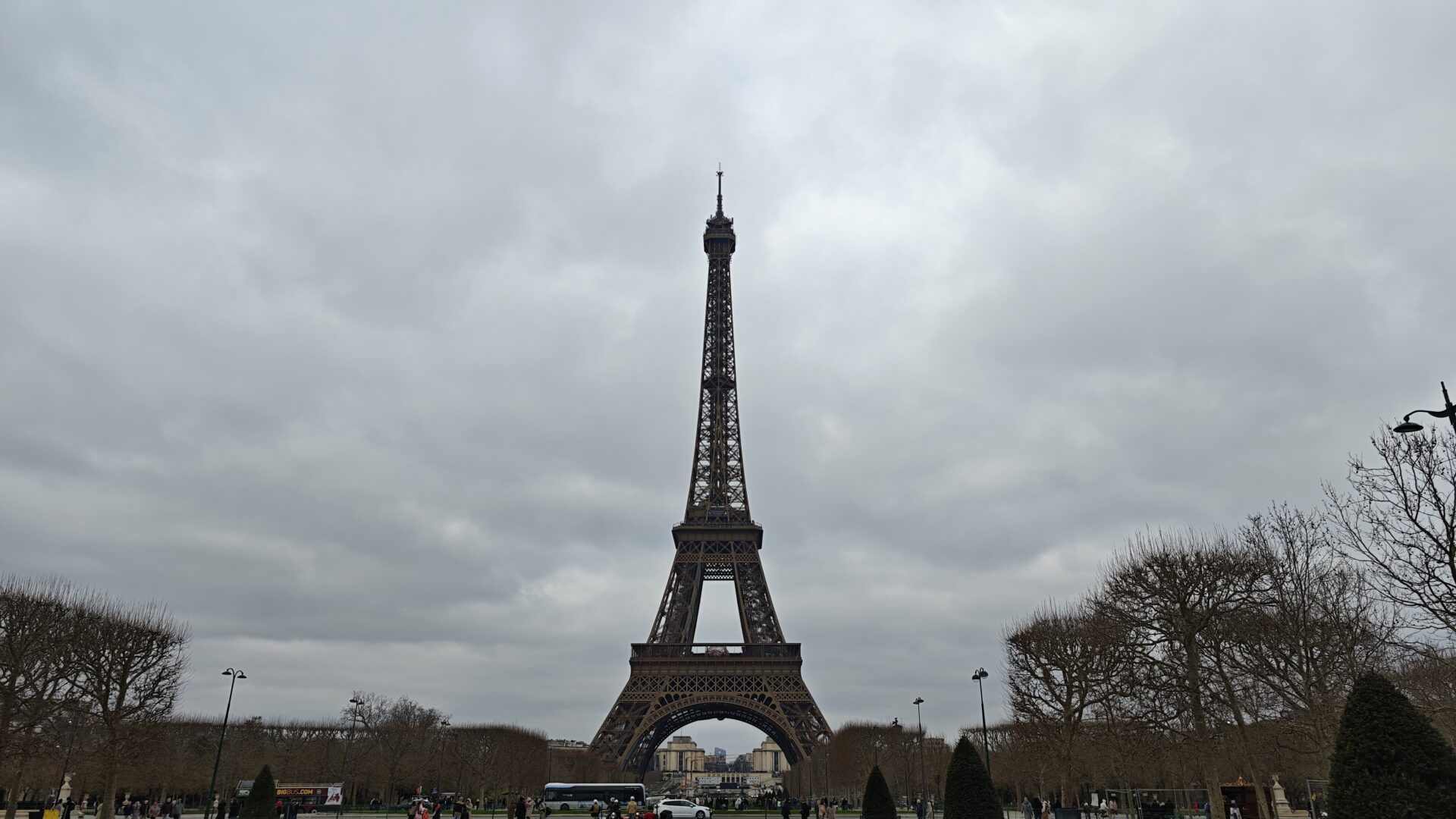 Xiaomi 17 Ultra Smartphone Review