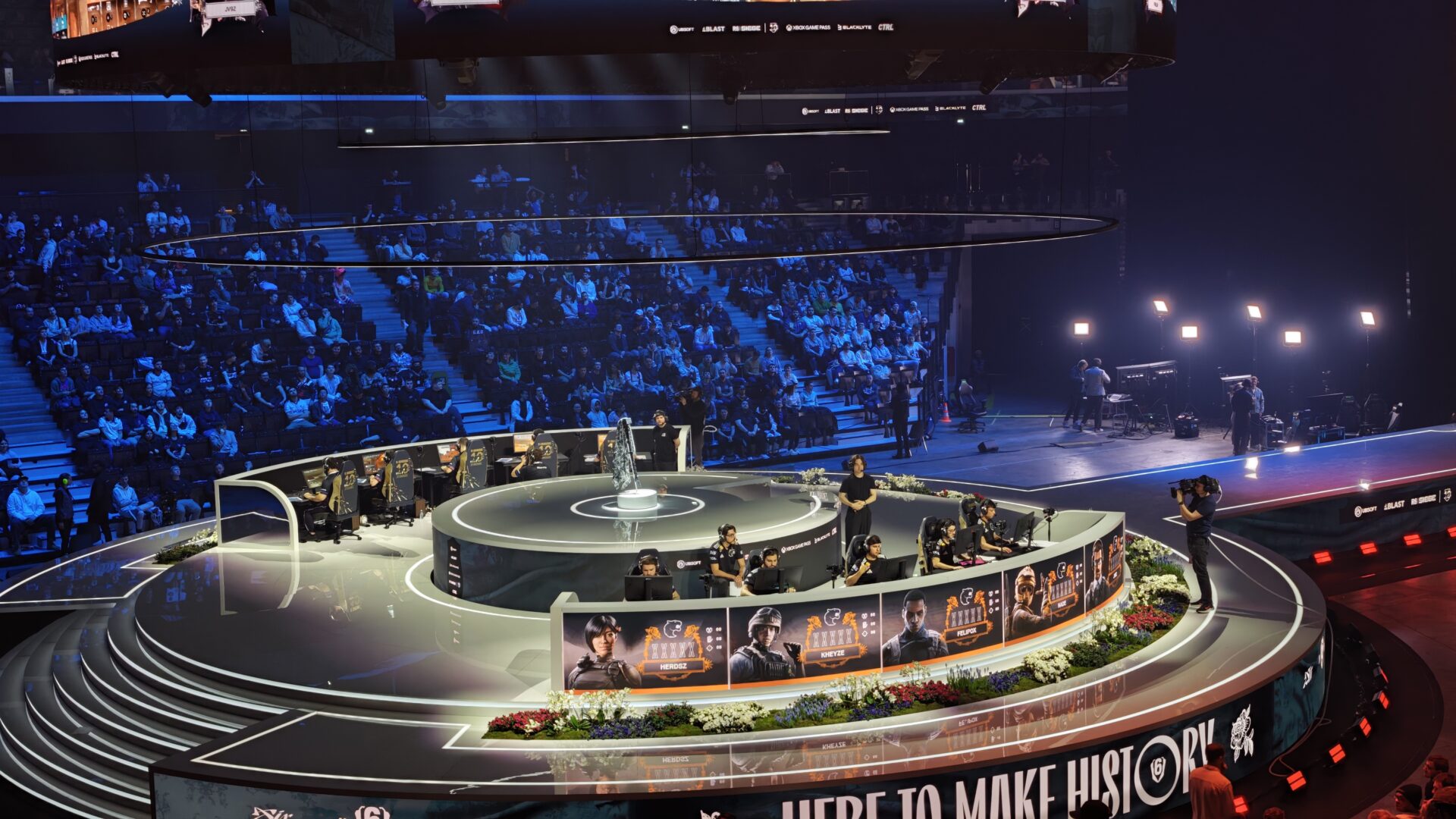 Xiaomi 17 Ultra Smartphone Review