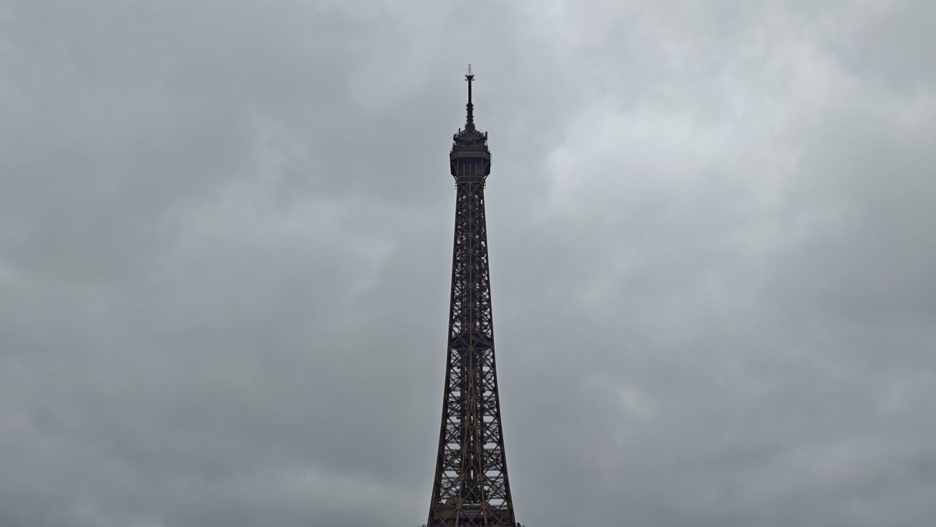 Xiaomi 17 Ultra Smartphone Review