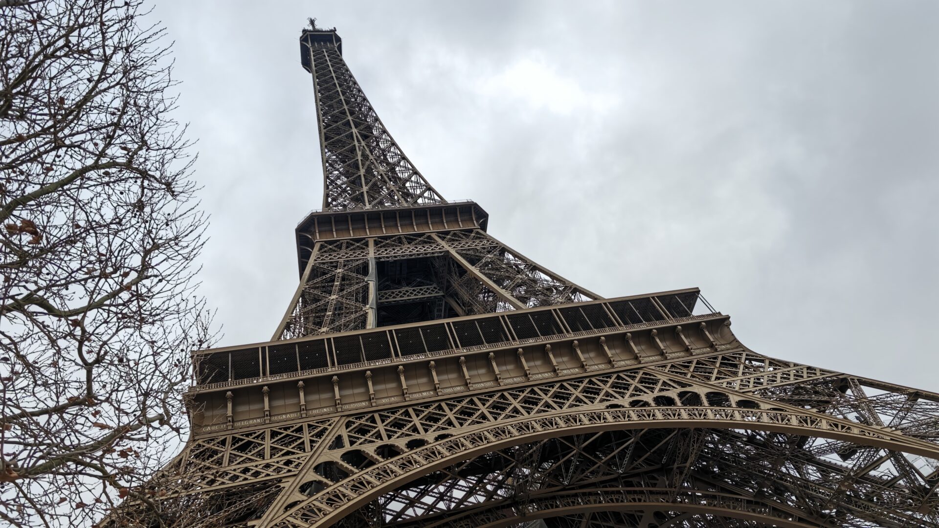 Xiaomi 17 Ultra Smartphone Review