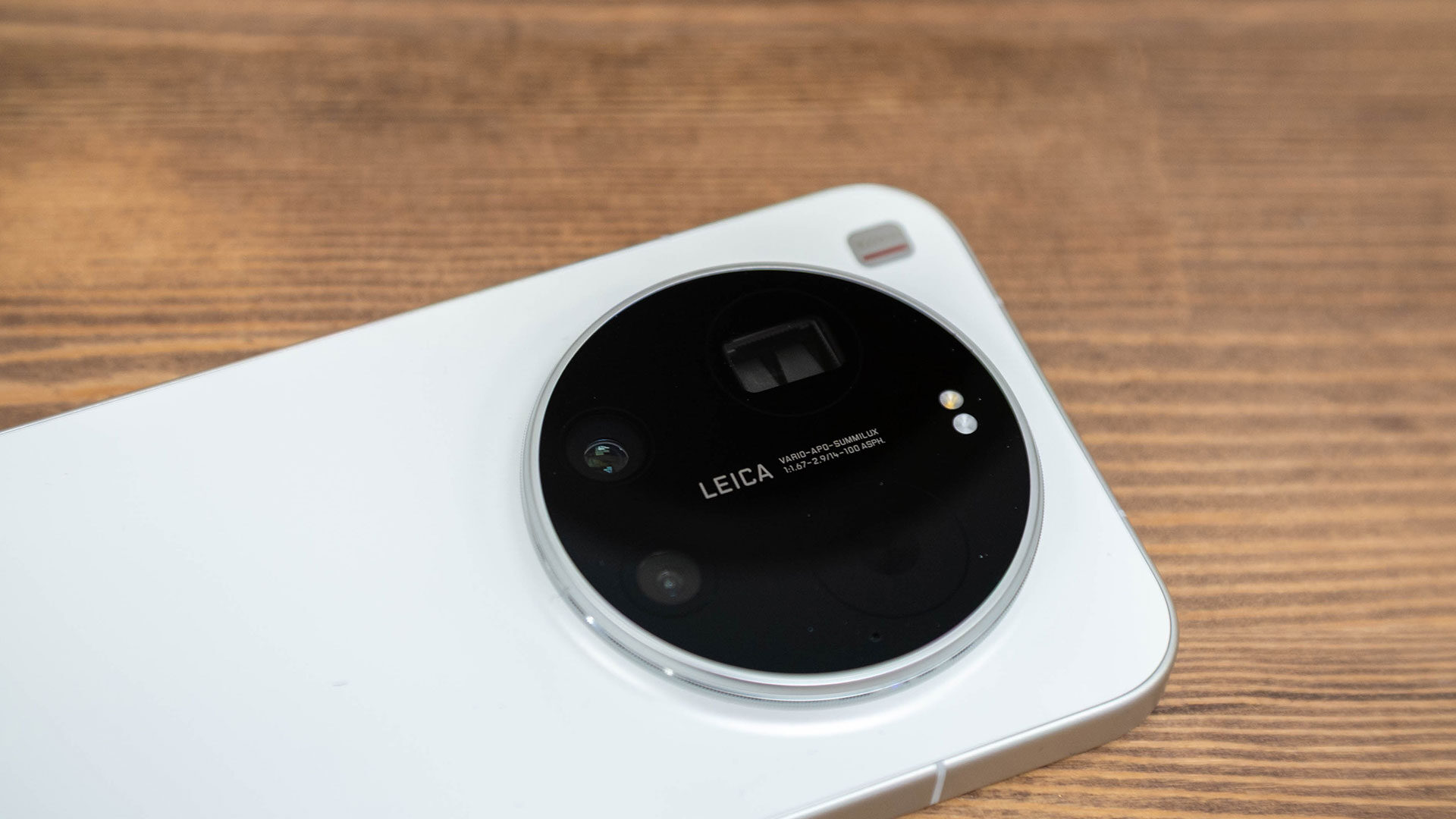 Xiaomi 17 Ultra Smartphone Review