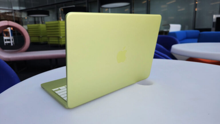 Apple MacBook Neo (256GB) Laptop Review