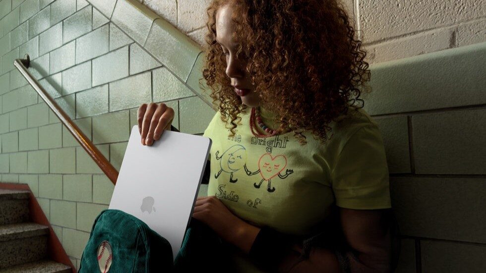 Apple MacBook Pro Deploys Powerful AI-Focused M5 Products To Market