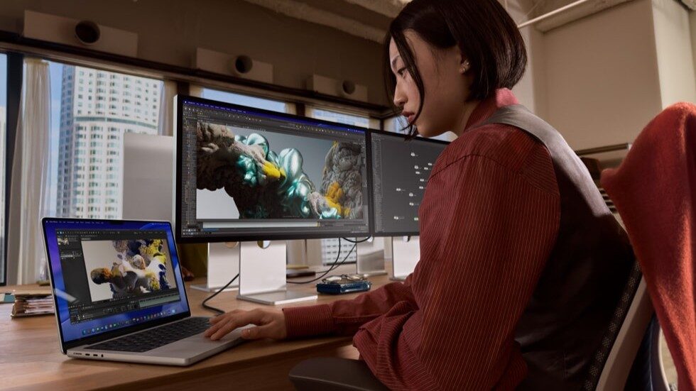 Apple MacBook Pro Deploys Powerful AI-Focused M5 Products To Market