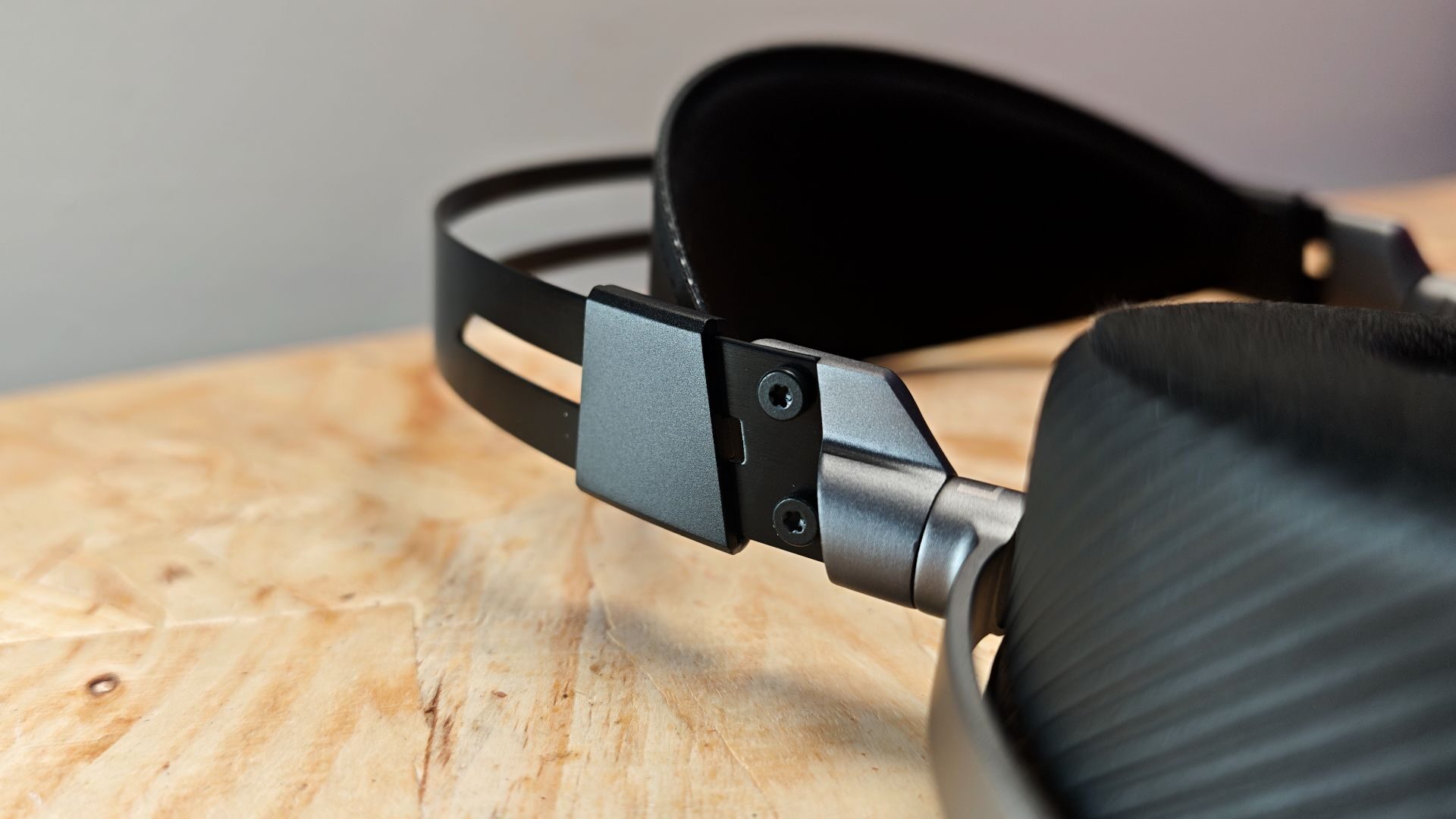 Asus Rog Kithara Gaming Headset Review