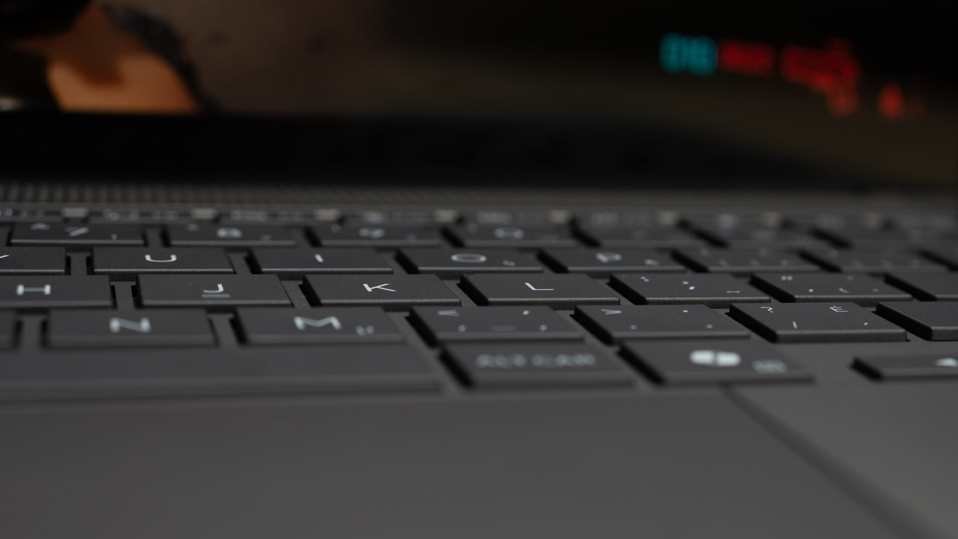 Asus Zenbook S14 (2026) Laptop Review