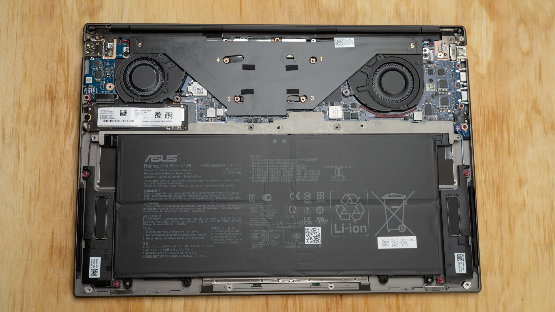 Asus Zenbook S14 (2026) Laptop Review