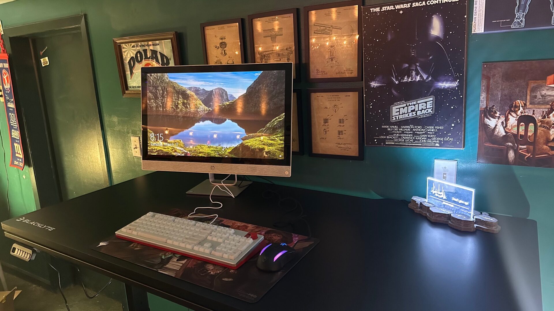 Blacklyte Atlas Lite Standing Desk Review Blacklyte Atlas Lite Standing Desk Review