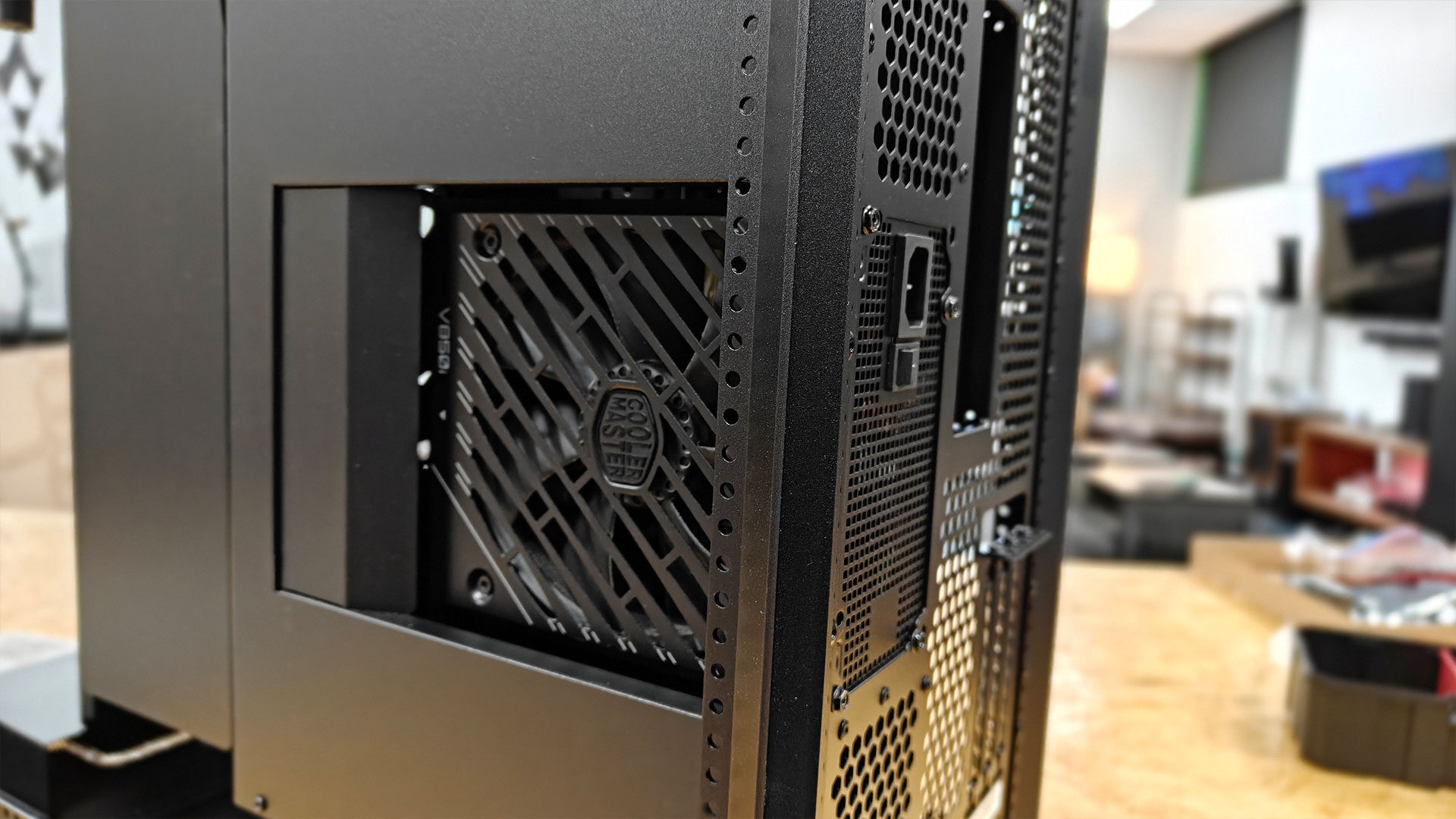 Cooler Master Masterframe 360 Panorama Pc Case Review