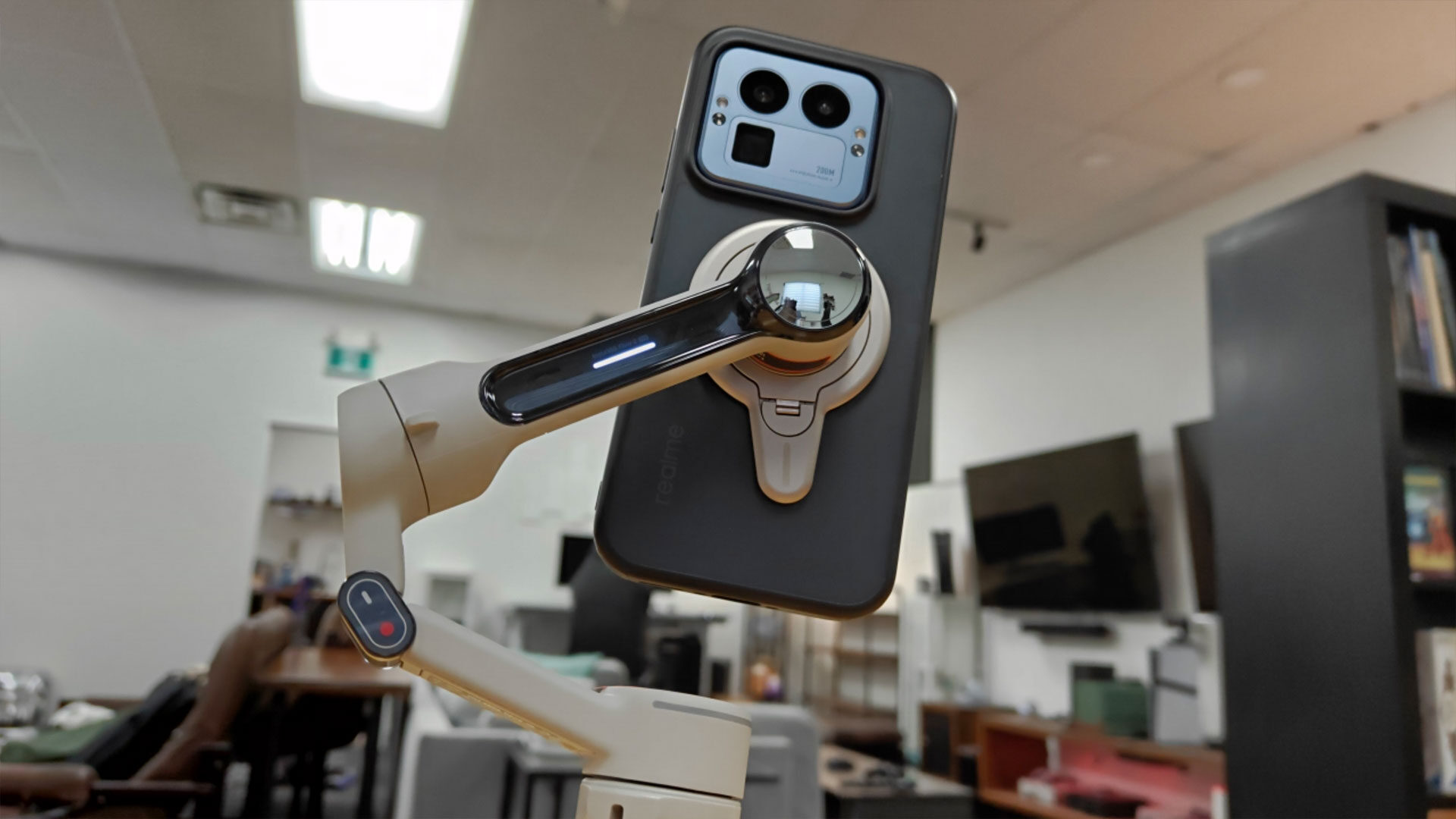 Insta360 Flow 2 Pro Gimbal Review