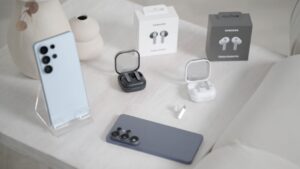 Samsung Galaxy Buds4 Earbuds Review
