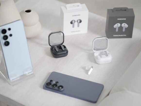 Samsung Galaxy Buds4 Earbuds Review