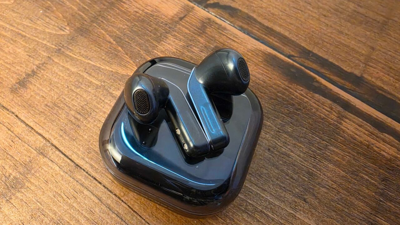 Samsung Galaxy Buds4 Earbuds Review