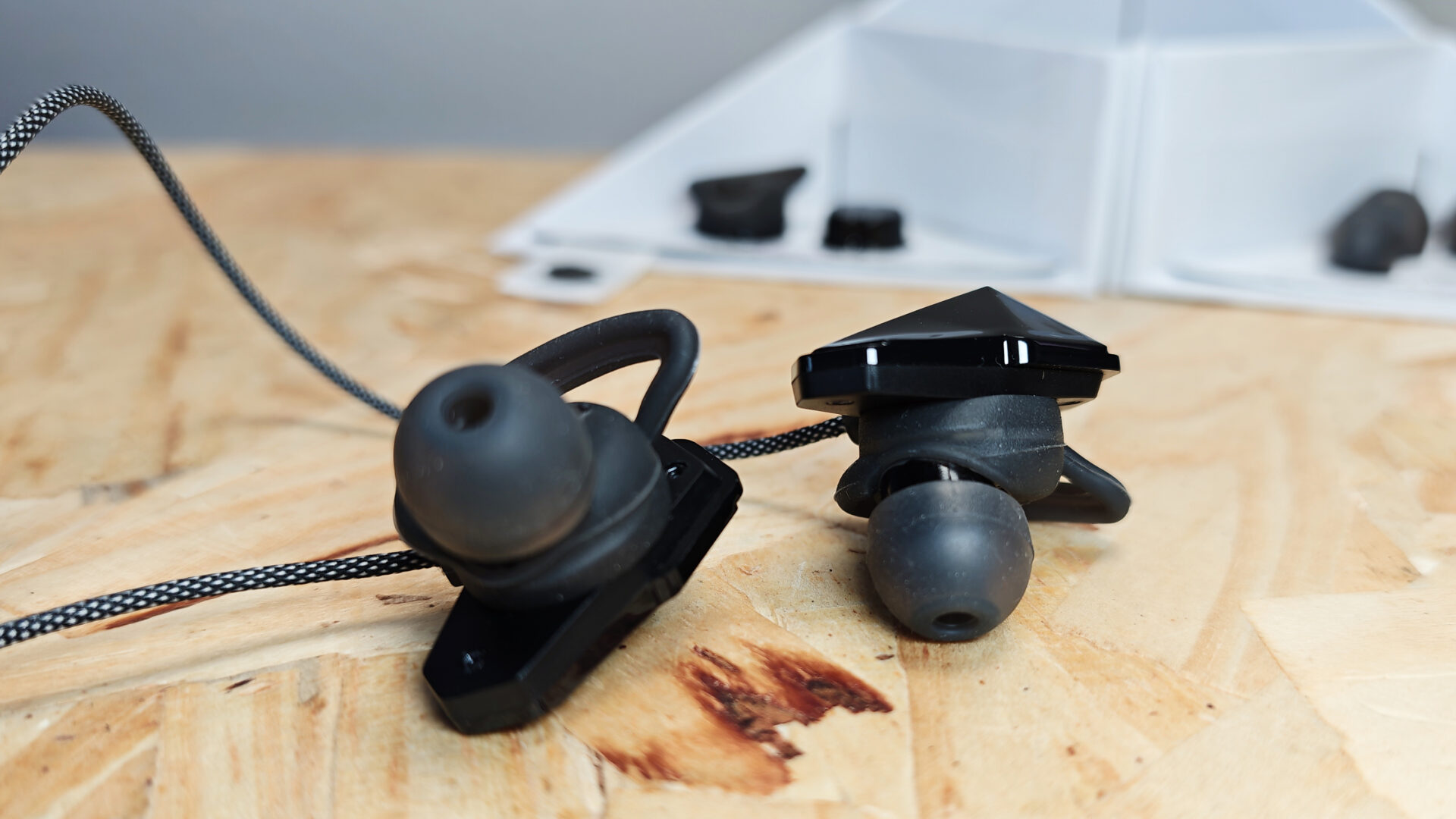 SANWEAR HARDWIRE Gaming Earbuds Offer Early Signups & We've Gone Hands-On!
