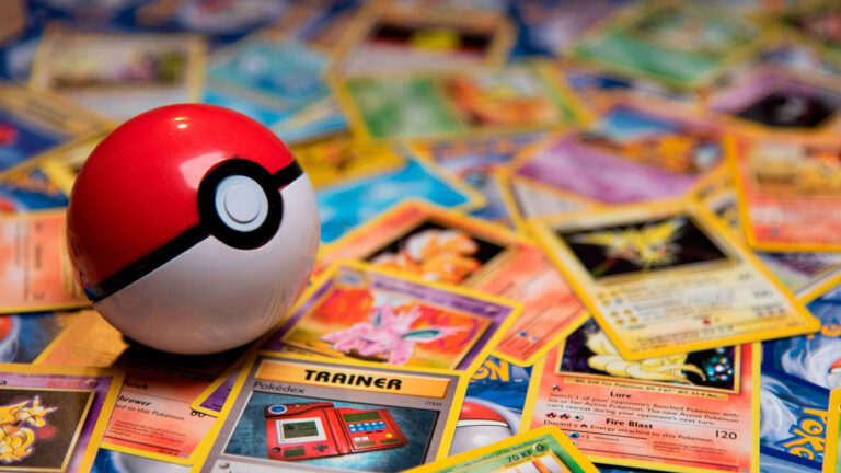 What to Look for in a Pokémon Card Binder: A Complete Buyer’s Guide 2026