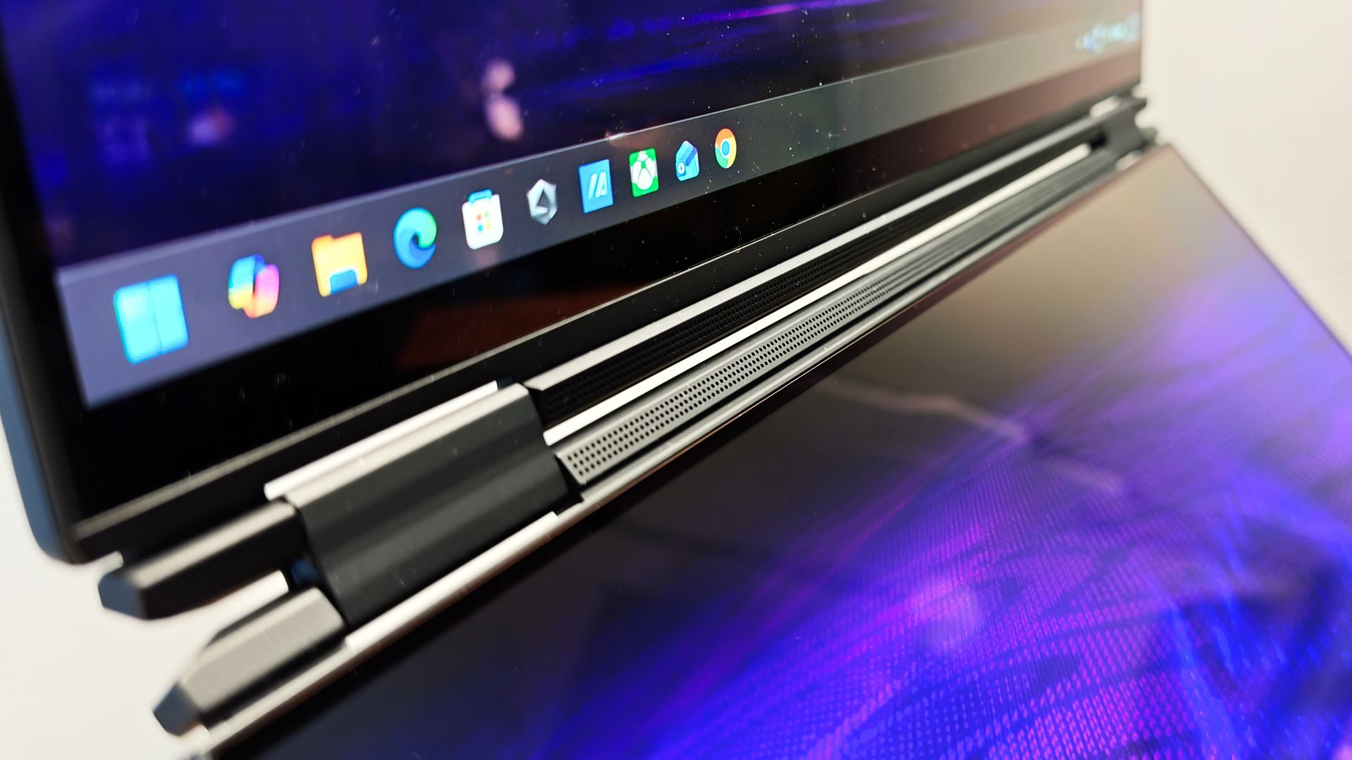 Asus Rog Zephyrus Duo Laptop Review