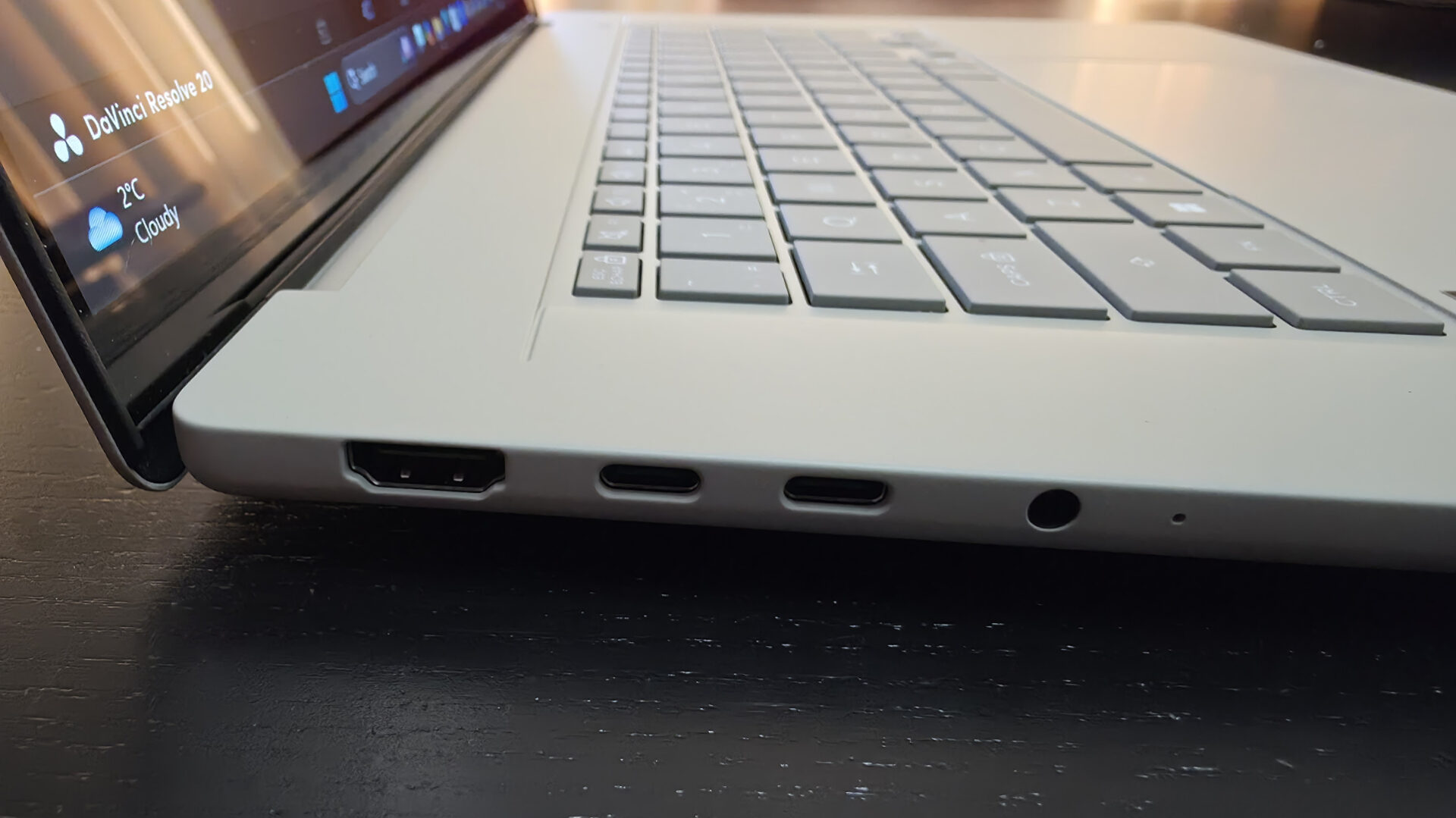 Asus Zenbook A16 Laptop Review