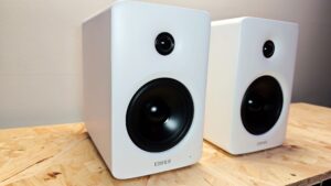 EDIFIER M90 Bookshelf Speakers Review