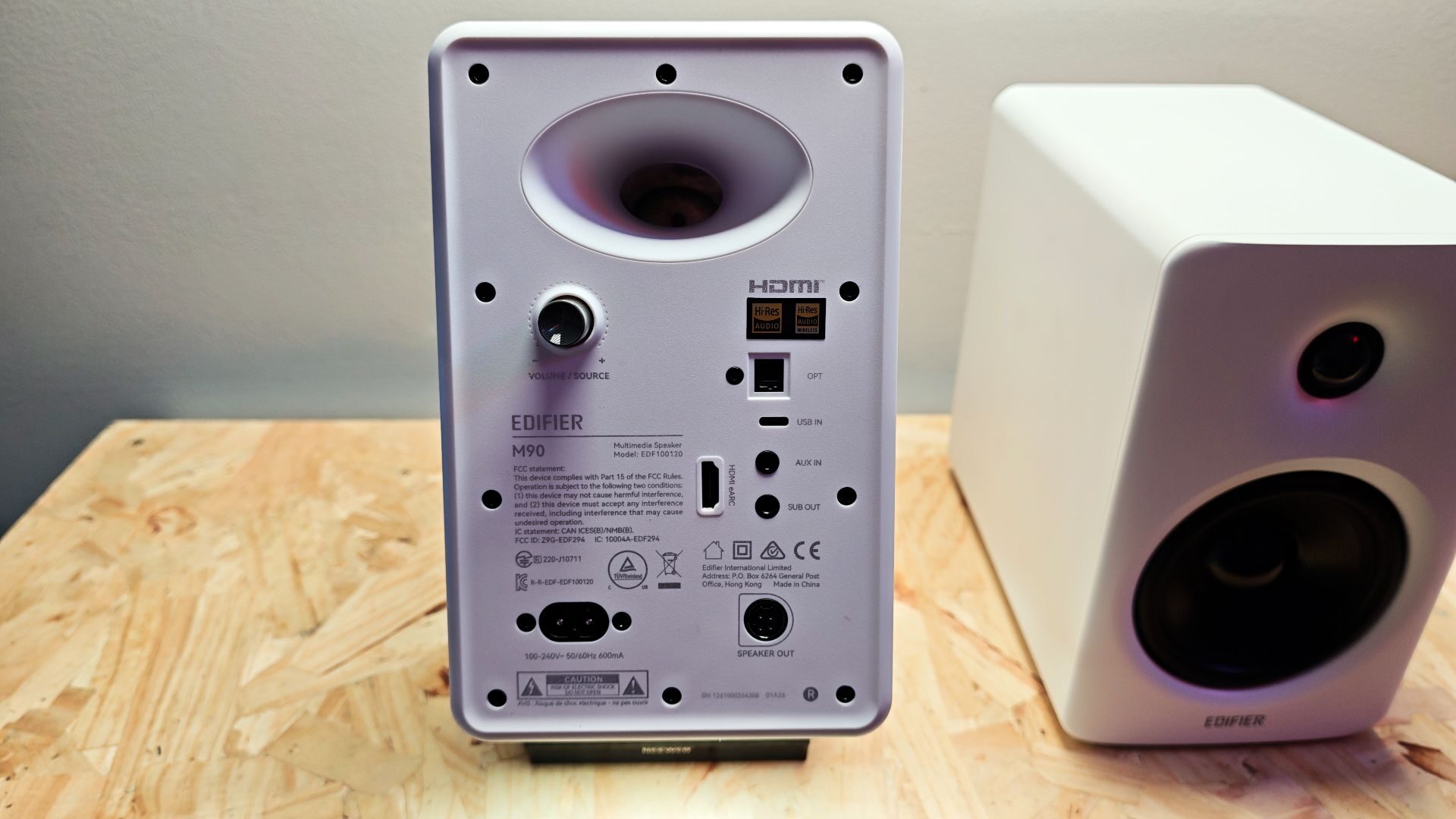 Edifier M90 Bookshelf Speakers Review