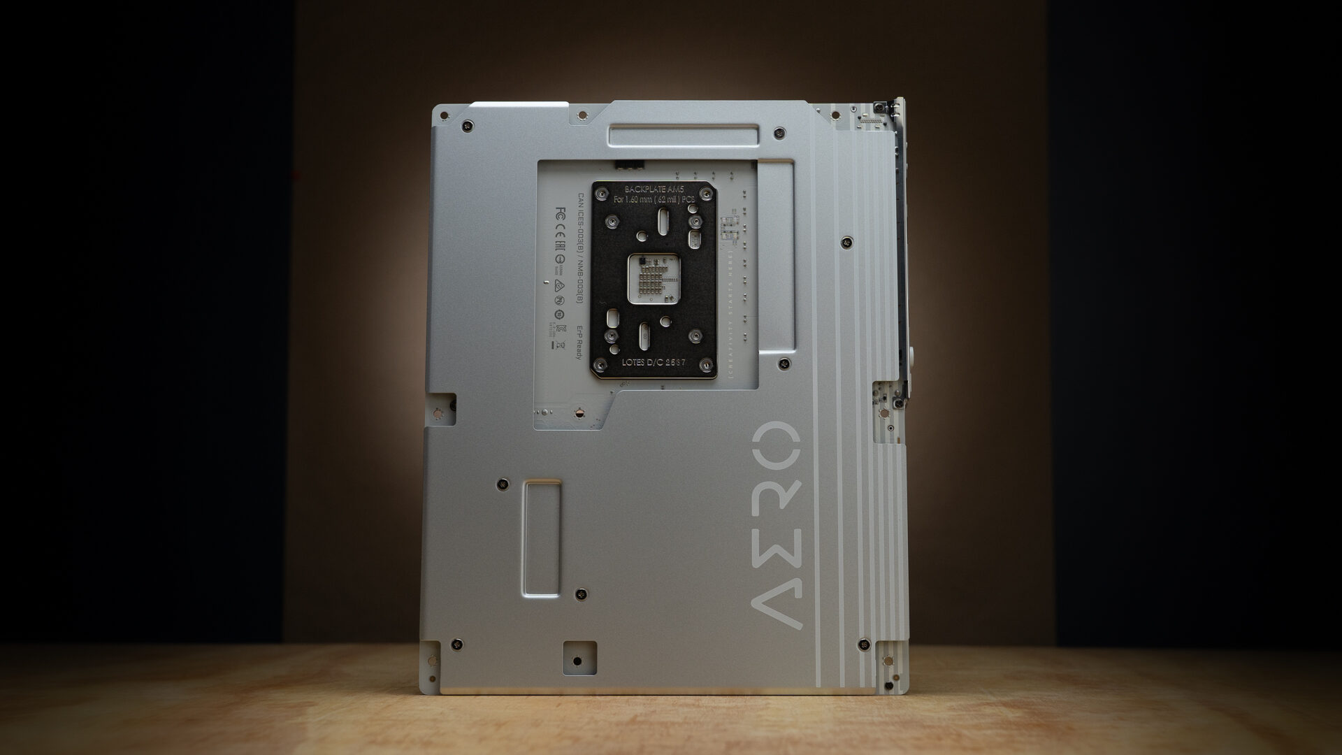 Gigabyte X870E Aero X3D Wood Motherboard Reivew