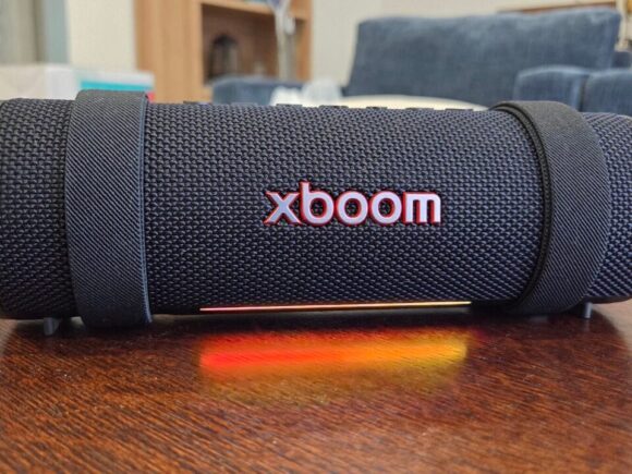 LG xboom Grab Portable Speaker Review