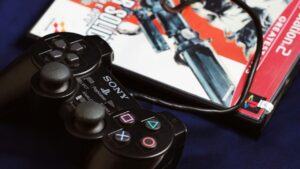 Why Gamers Are the New Comics Collectors: A Practical Guide to Building a Gaming Memorabilia Collection