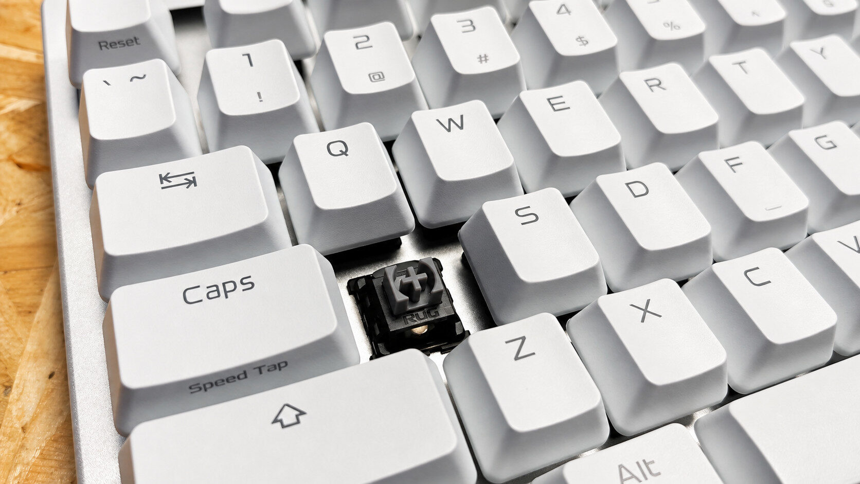 Asus Rog Falchion Ace 75 He Gaming Keyboard Review