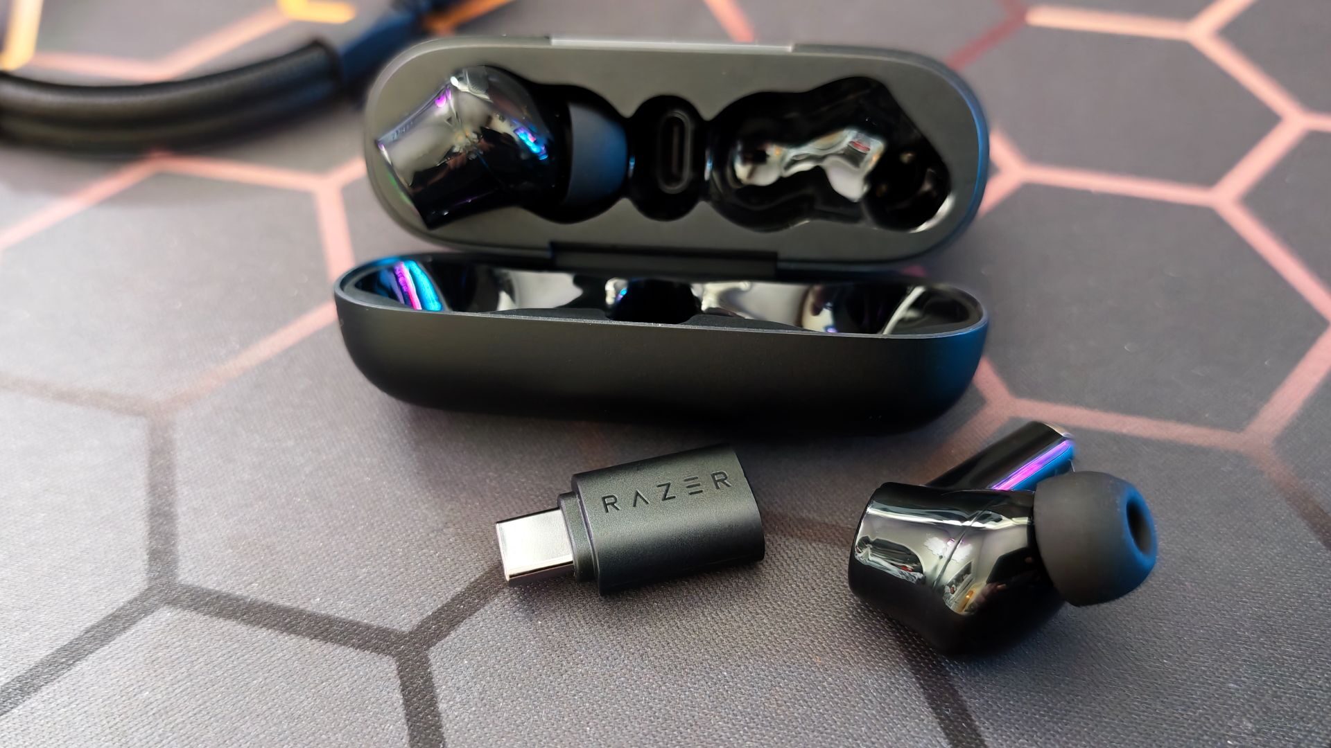 Razer Hammerhead V3 Hyperspeed Gaming Earbuds Review