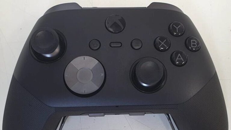 Xbox Elite Series 3 Controller and 'Cloud' Pad Leak Online