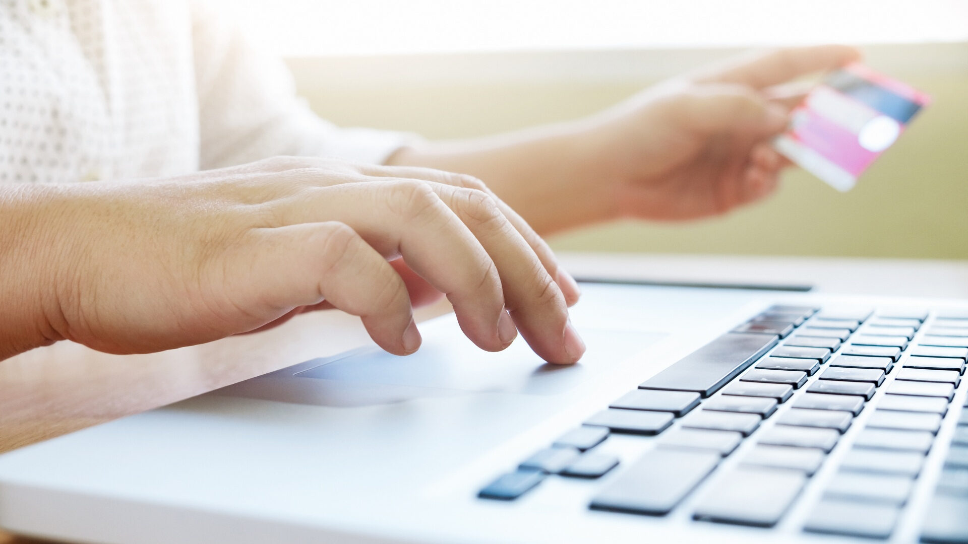 How To Stay Safe When Paying For Online Services How To Stay Safe When Paying For Online Services