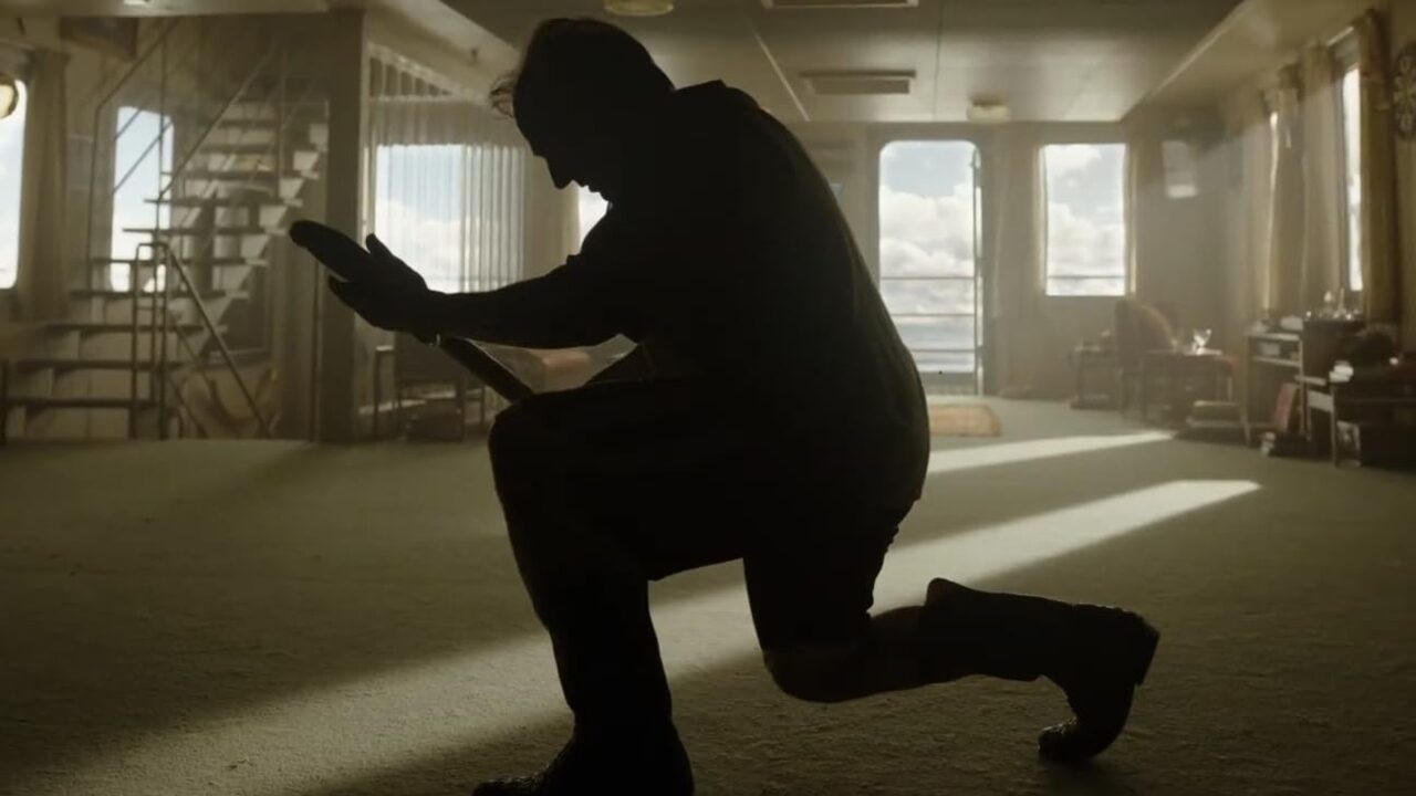Digger Official Trailer: A Wild Tom Cruise Film Set For October 2 Release 2
