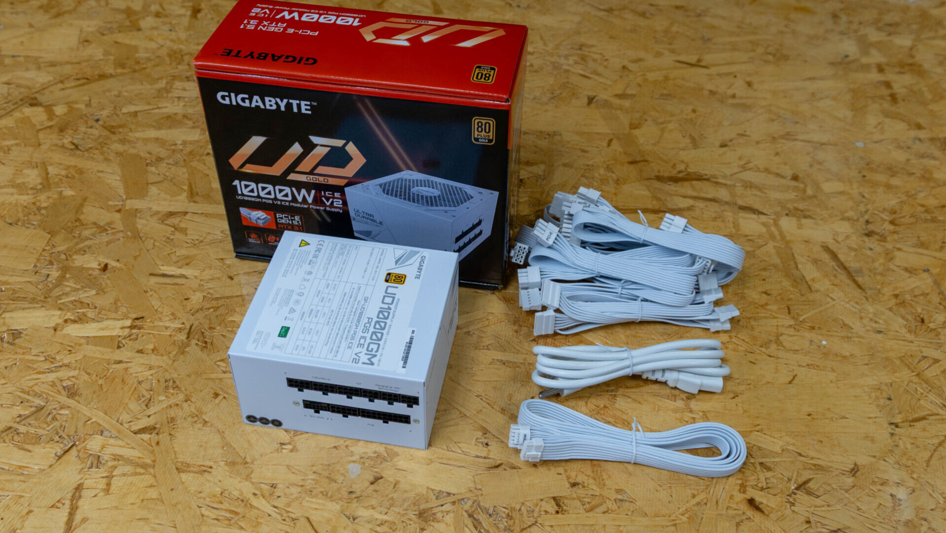 Gigabyte Ud1000Gm Pg5 V2 Ice Psu Review Gigabyte Ud1000Gm Pg5 V2 Ice Review