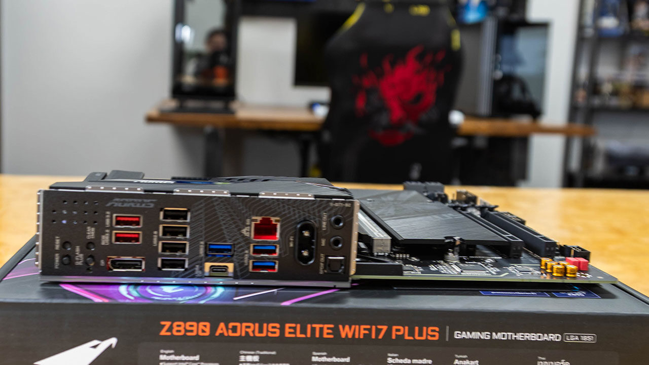 AORUS ELITE WIFI7 Gigabyte Z890 AORUS ELITE WIFI7 PLUS Motherboard Review