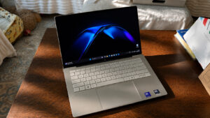 Ultra 14 HP OmniBook Ultra 14 Laptop Review